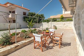 Zeus Traditional House