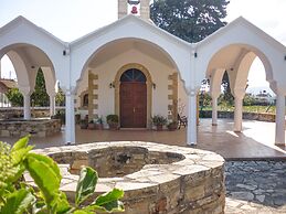 Zeus Traditional House