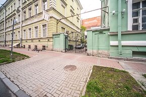 Apartment on Hermitage 2
