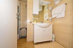 Holiday Home Belmondo