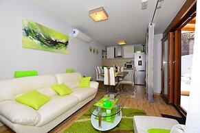 Holiday Home Belmondo