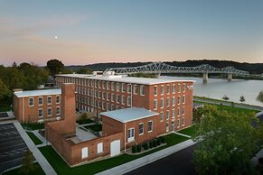 Fairfield Inn & Suites Madison Historic Eagle Cotton Mill