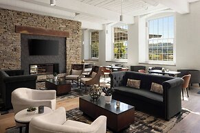 Fairfield Inn & Suites Madison Historic Eagle Cotton Mill