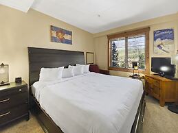 Mountain Thunder Lodge 1213 1 Bedroom Condo by RedAwning