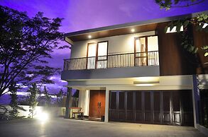 Anindya Hill View Villa 7 bedrooms with a private swimming pool