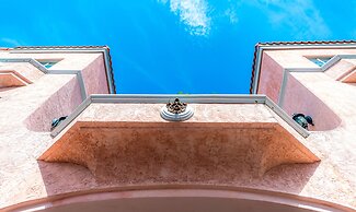 Secret Garden Miami Beach