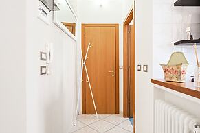 Giardino Vignoli Functional Apartment