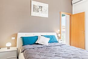 Giardino Vignoli Functional Apartment