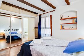 Tra le Due Torri e Piazza Santo Stefano Apartment