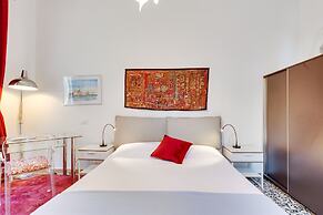 Cozy Apartment with Garden in Dorsoduro