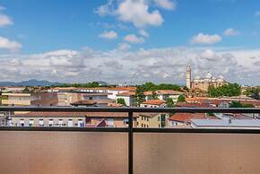 S.Antonio Garden Flat with Terrace