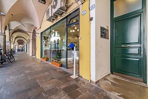 Piazza delle Erbe Stylish Flat