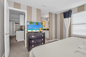 Sleek Home With Big Pool Area and Game Room, CDC Cleaning Standards #8