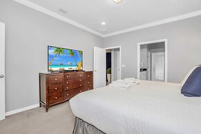 Sleek Home With Big Pool Area and Game Room, CDC Cleaning Standards #8