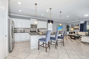 Sleek Home With Big Pool Area and Game Room, CDC Cleaning Standards #8