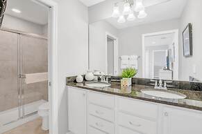 Sleek Home With Big Pool Area and Game Room, CDC Cleaning Standards #8