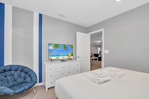 Sleek Home With Big Pool Area and Game Room, CDC Cleaning Standards #8