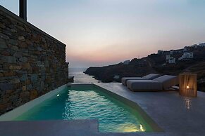 Phos Villas Tinos - Helios Villa With Private Pool and Sea View 96m