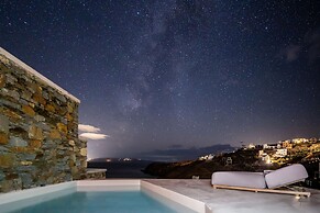 Phos Villas Tinos - Helios Villa With Private Pool and Sea View 96m