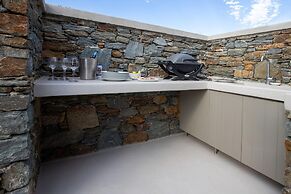 Phos Villas Tinos - Helios Villa With Private Pool and Sea View 96m