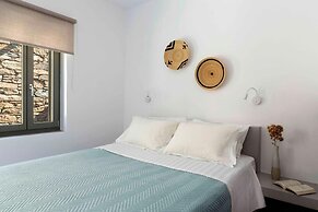 Phos Villas Tinos - Helios Villa With Private Pool and Sea View 96m