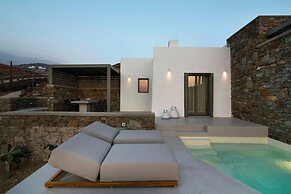 Phos Villas Tinos - Helios Villa With Private Pool and Sea View 96m