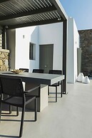 Phos Villas Tinos - Helios Villa With Private Pool and Sea View 96m