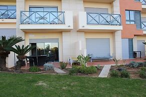 Charming 3-bed Apartment in Albufeira