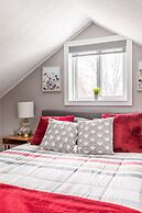 Cozy 3BR House in Watertown by GLOBALSTAY