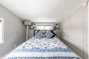 Cozy 3BR House in Watertown by GLOBALSTAY