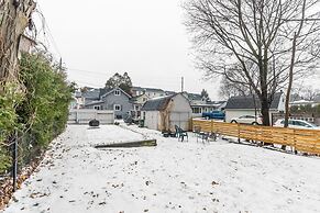 Cozy 3BR House in Watertown by GLOBALSTAY