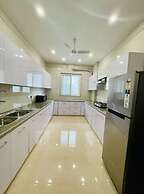 Olive Service Apartments - DLF Cyber City