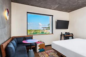 Aloft Tulum