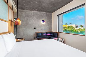 Aloft Tulum