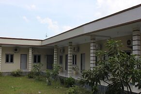 Penginapan Transit Tomato