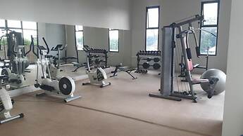 Quade Stay at Serpong Greenview