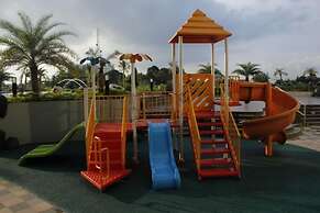 Quade Stay at Serpong Greenview