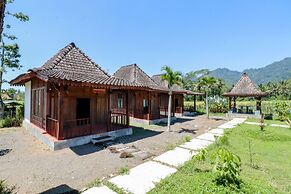 Balkondes Duta Menoreh