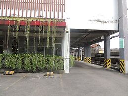 Studio Room at V Apartment