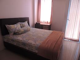 Studio Room at V Apartment