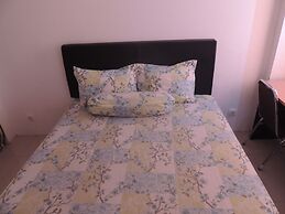 Studio Room at V Apartment