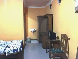 Hotel Alami near Alun-Alun Klaten