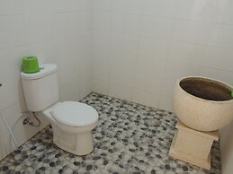 Balkondes Karanganyar (Pottery Academy)