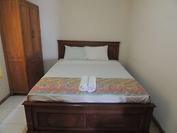 Balkondes Karanganyar (Pottery Academy)