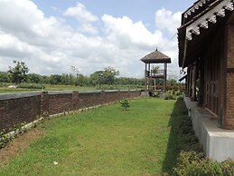 Balkondes Karanganyar (Pottery Academy)