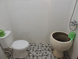 Balkondes Karanganyar (Pottery Academy)