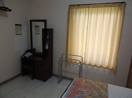 Balkondes Karanganyar (Pottery Academy)