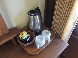 Balkondes Karanganyar (Pottery Academy)