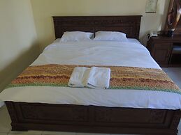 Balkondes Karanganyar (Pottery Academy)