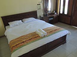 Balkondes Karanganyar (Pottery Academy)